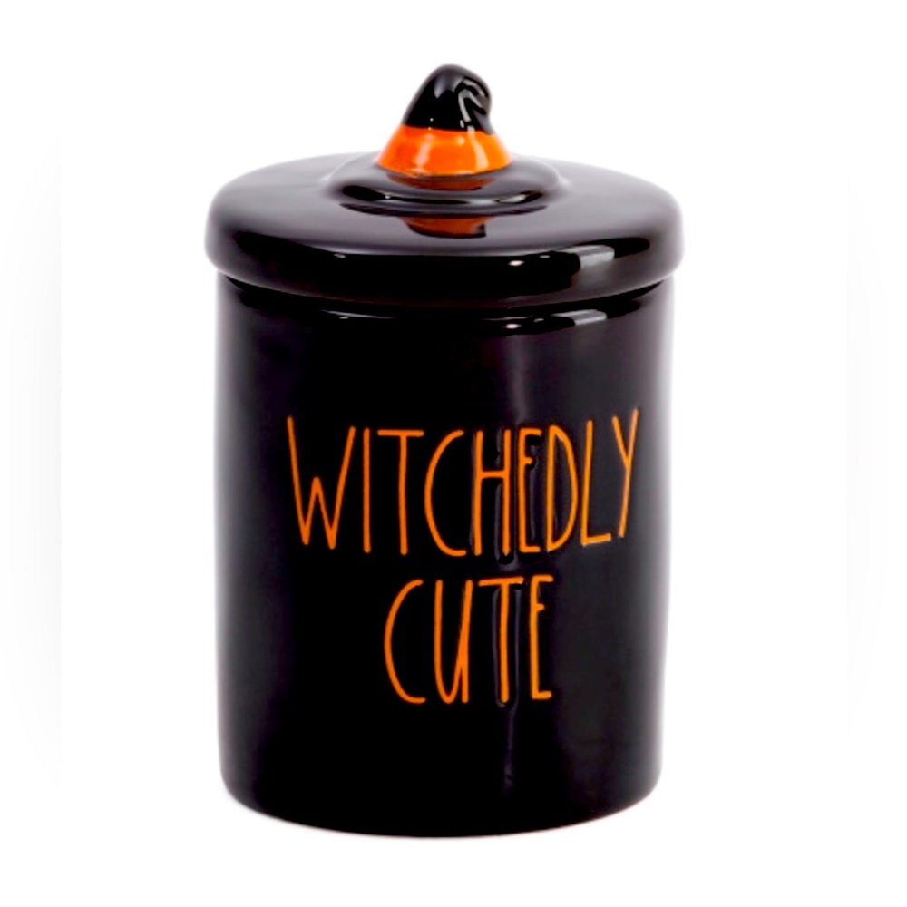 NWT - RAE DUNN
Witchedly Cute Jar
